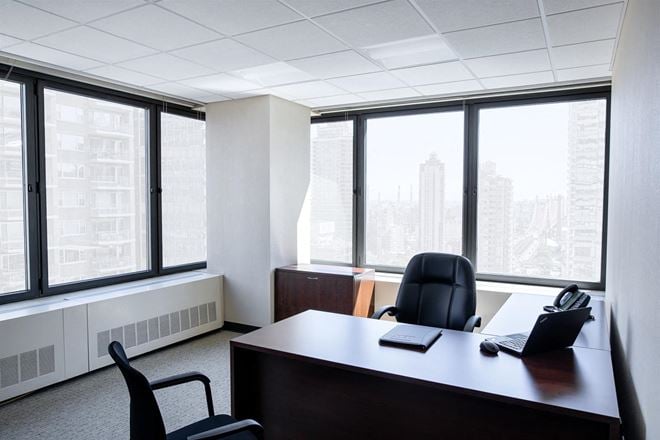 110 East 59th Street