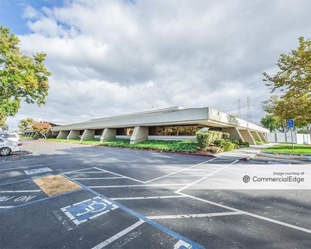 Industrial space for Rent at 920-960 Stewart Dr Portfolio in Sunnyvale