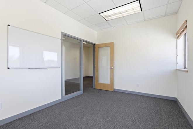 3,700sf Professional Office Suite for Lease in Rowley, MA