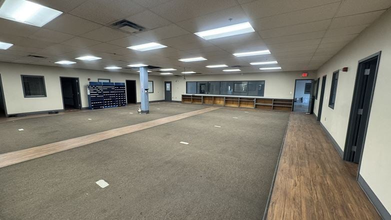 Steelton Office / Warehouse
