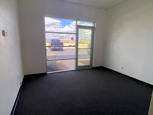 1 W Deer Valley Rd, Bldg 1
