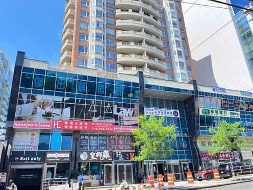 37-20 Prince St, #4B