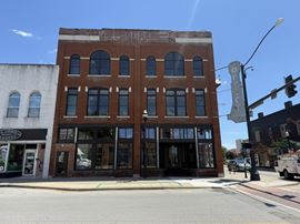 RETAIL/OFFICE SPACE FOR LEASE IN DOWNTOWN SPRINGFIELD