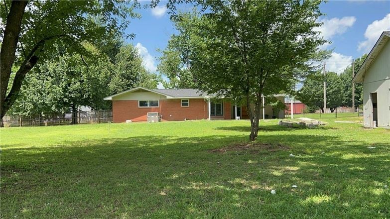 2025 S Dixieland Rd