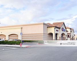 The Plaza at Golden Valley