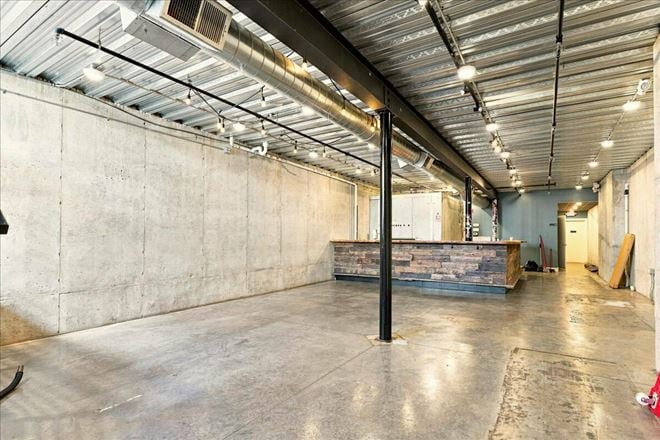 LOWER-LEVEL COMMERCIAL SPACE IN DOWNTOWN HARRISONBURG