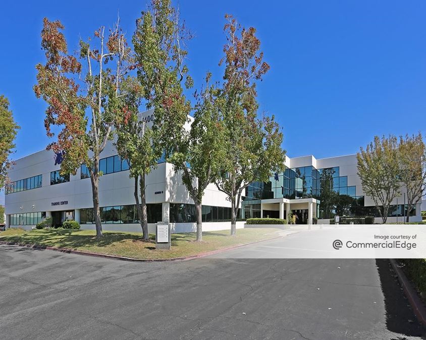 5101 East La Palma Avenue, Anaheim, CA 92807