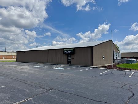 Photo of commercial space at 5000 E Plaza East Blvd in Evansville
