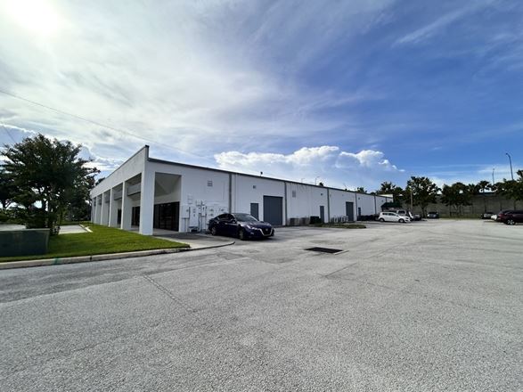 2525 Drane Field Road