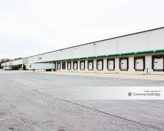 1100 Laval Blvd