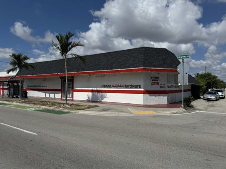 Photo of commercial space at 4343 N Andrews Ave in Fort Lauderdale