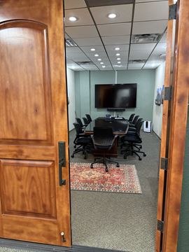 Executive Center Location
