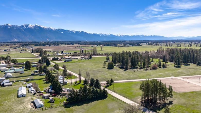 3796 Highway 2 E