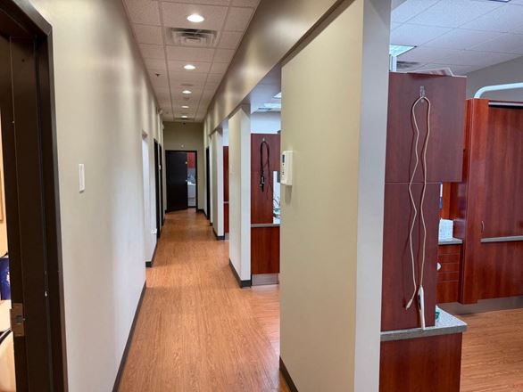 6370 Powers Ferry Rd – Turnkey Dental Suite 103
