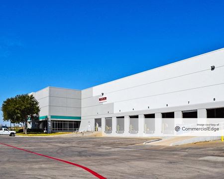Industrial space for Rent at 2890 114th Street in Grand Prairie