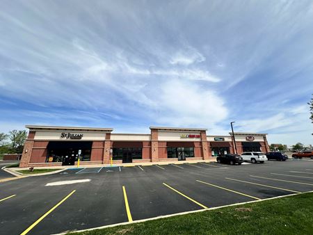 Retail space for Rent at 506 West 14 Mile Road in Troy