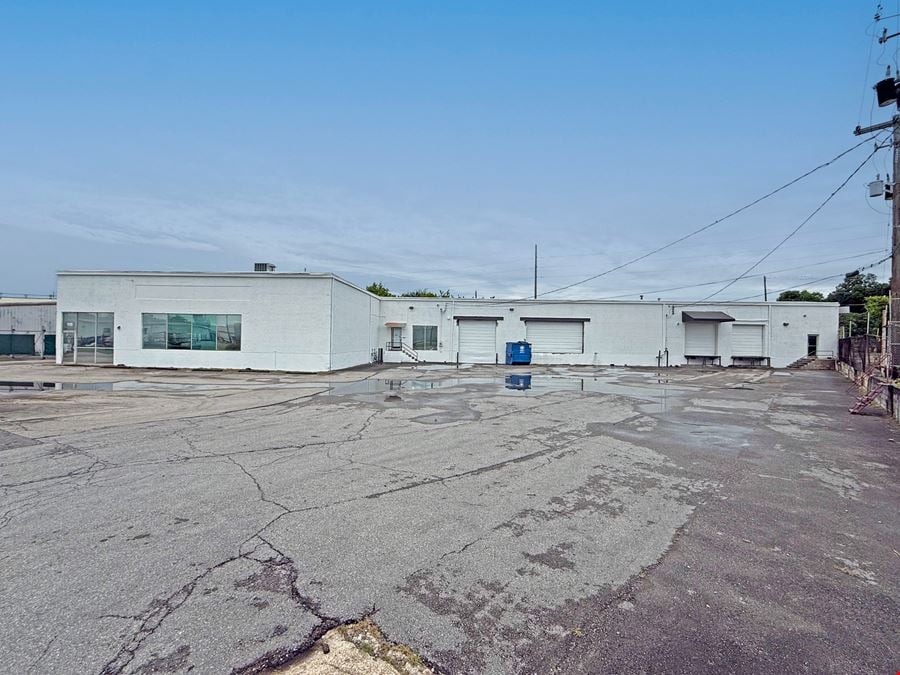113 45th Place North