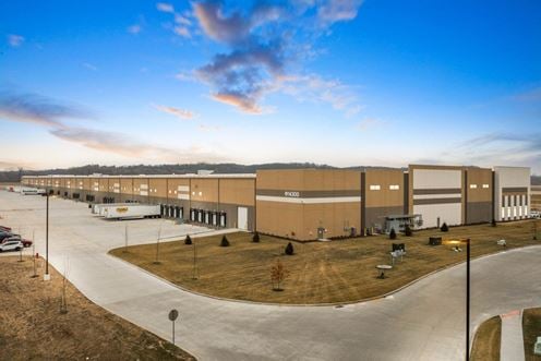 Northland Park Building VII