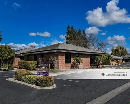 Office space for Rent at 1102 North Chinowth Street in Visalia