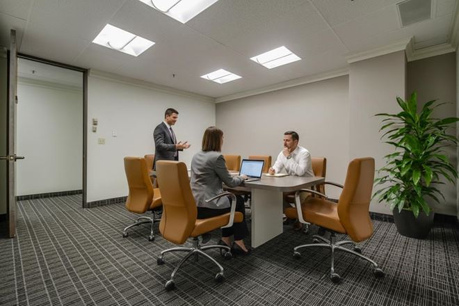 Barrister Executive Suites - Encino Gateway