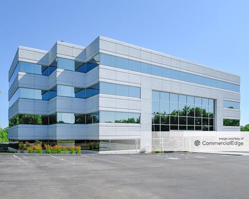 Crown Pointe