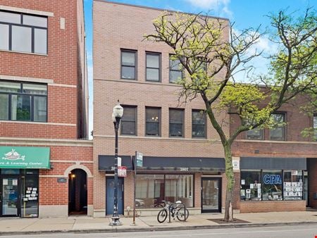Photo of commercial space at 3807 N Lincoln Ave. in Chicago