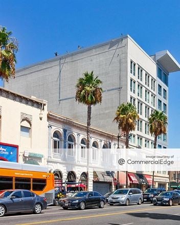 6751-6755 Hollywood Blvd