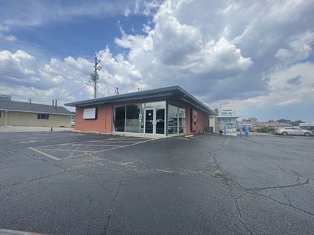 Photo of commercial space at 104 N. Highland St. in Creve Coeur