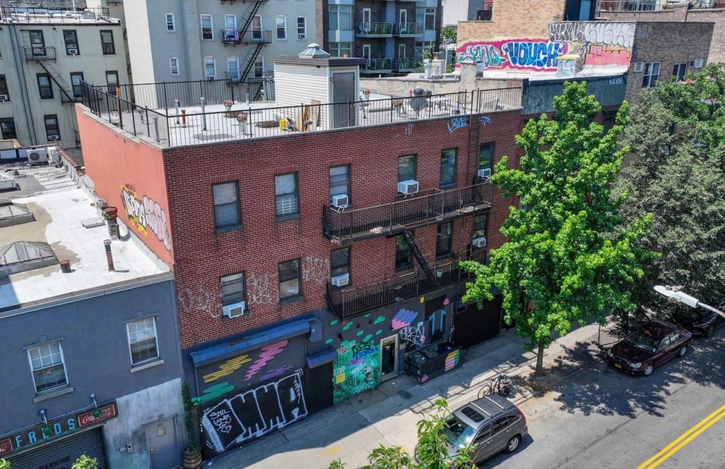 Bankruptcy Sale: 346 Grand Street
