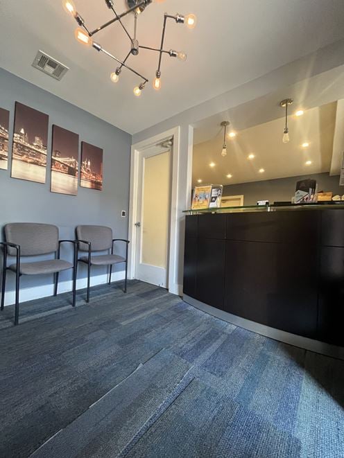 135 Lorimer Street