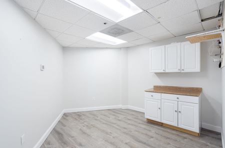 105A     Space Photo Gallery 9