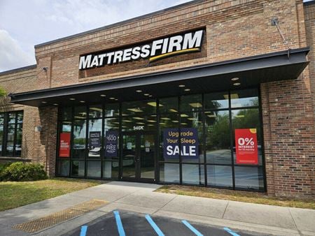 Retail space for Rent at 946 Orleans Rd in Charleston