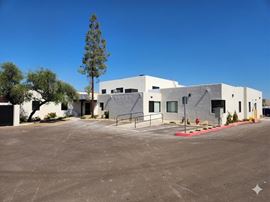 736 N Country Club Dr