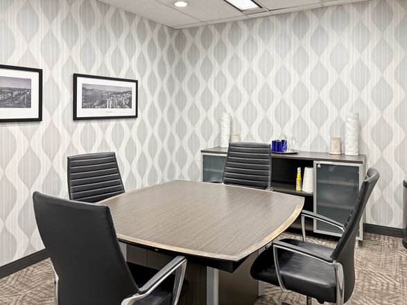 Regus - Toronto - Bloor and Yonge
