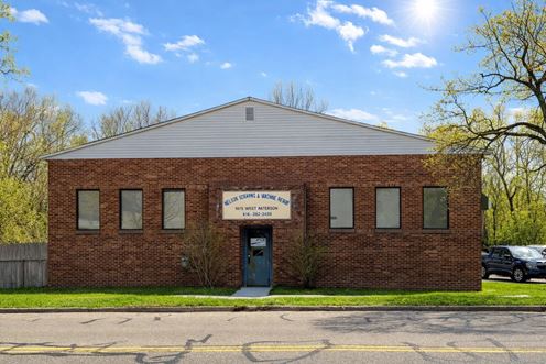 1015 W Paterson St