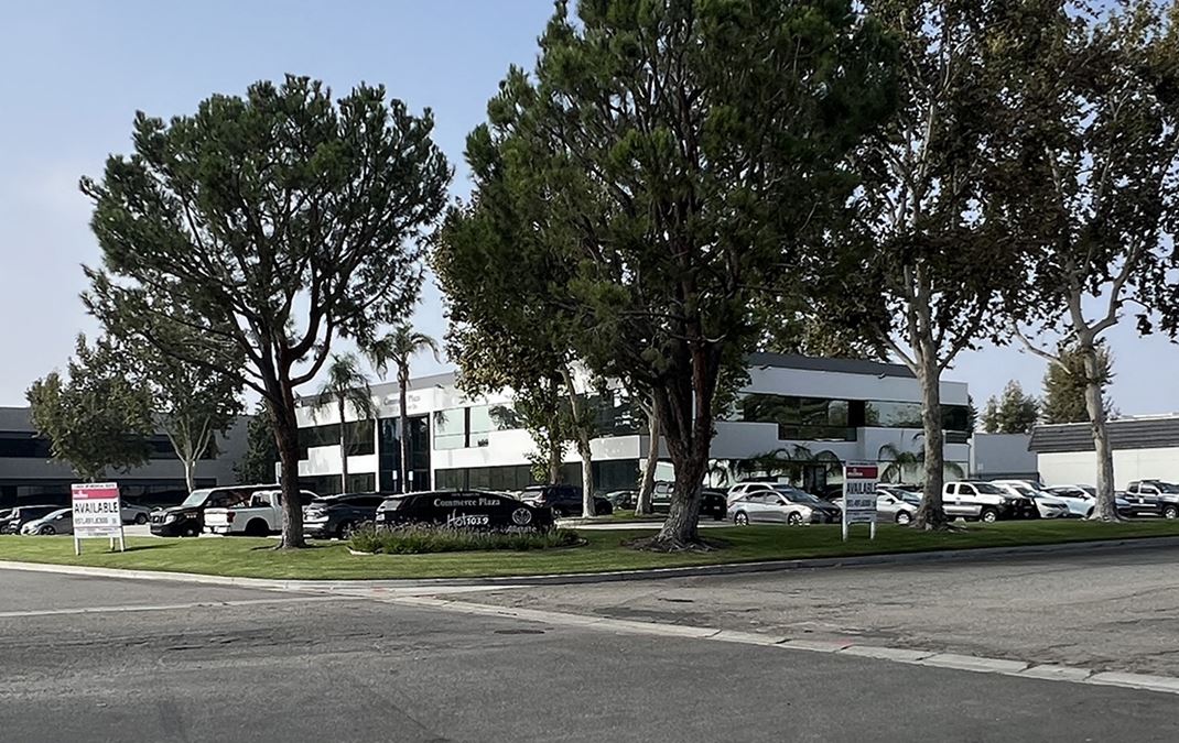 Commerce Plaza