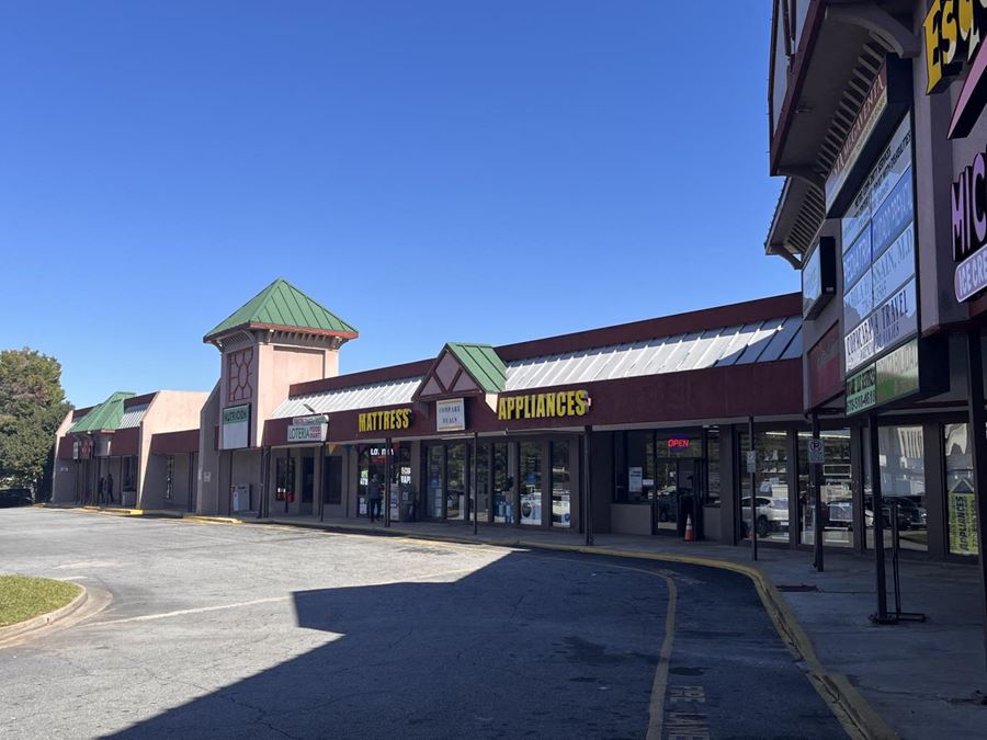 Lawrenceville Square Retail Center