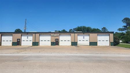 Photo of commercial space at 1103 Glenwood Drive in Katy