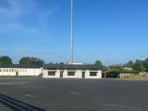 Hwy. 155 South Auto Dealership