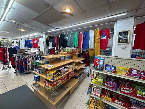 2036 S Park Ave - New Price! 8,534+/- SF RETAIL SPACE