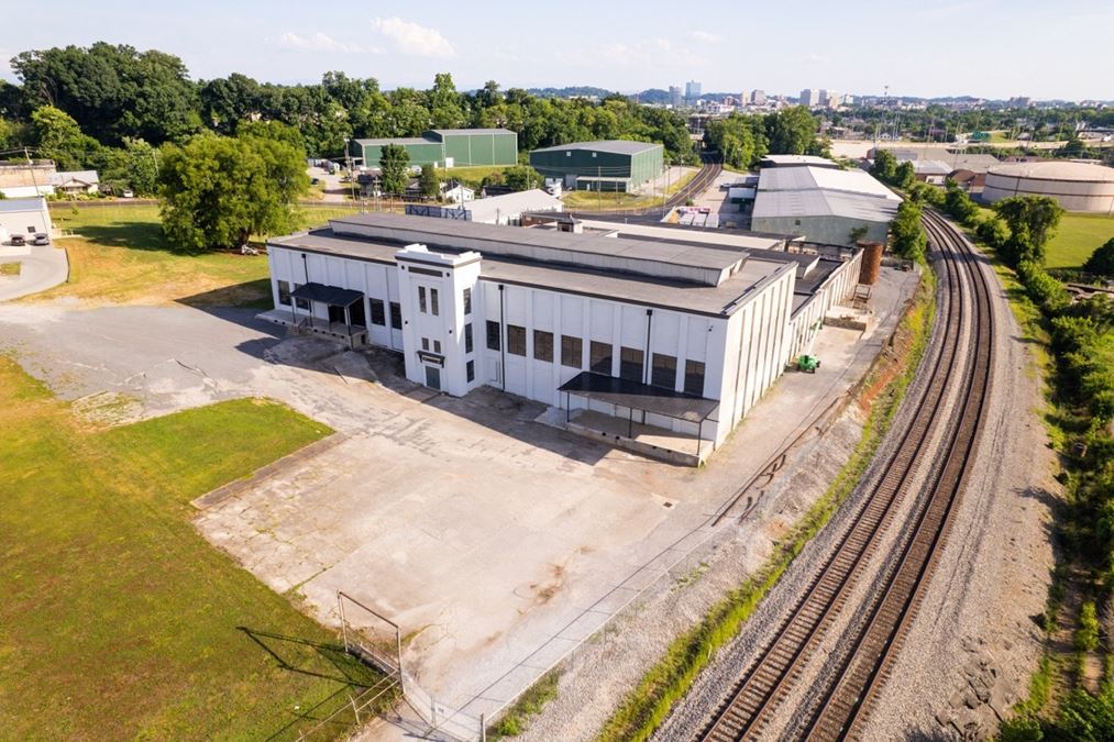 91,298 SF + 3 Acres | I-G Near Downtown Knoxville