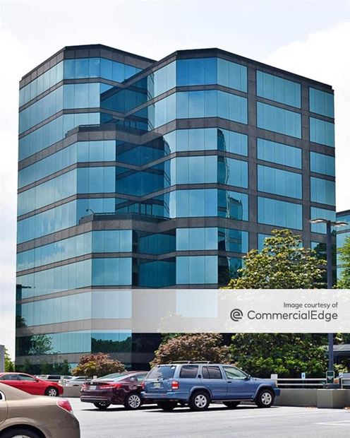 International Place II