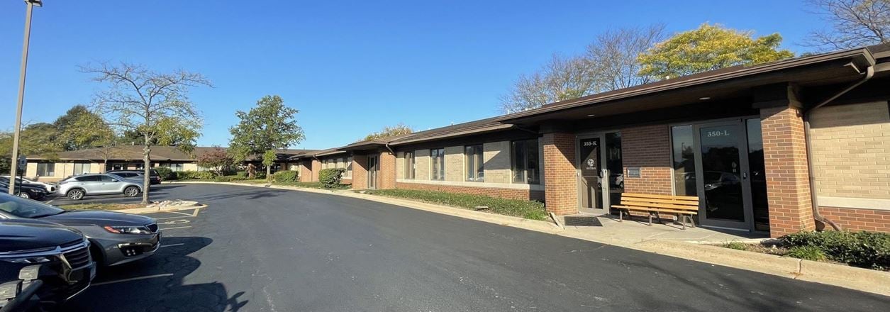 390 E Congress Parkway Crystal Lake
