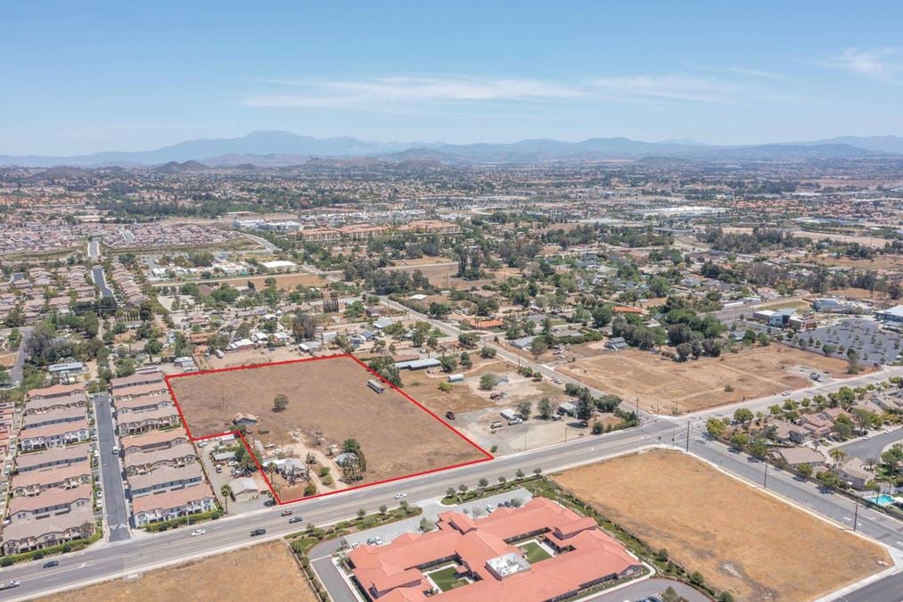 SOCAL COMMERCIAL 5.34 AC - Desirable, Fast Growing Murrieta