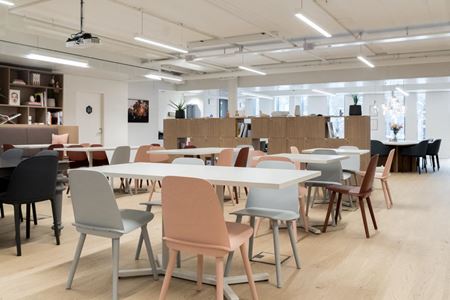 Coworking space for Rent at 1468 West 9th Street in Cleveland