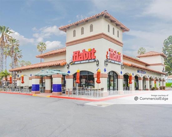Camarillo Plaza