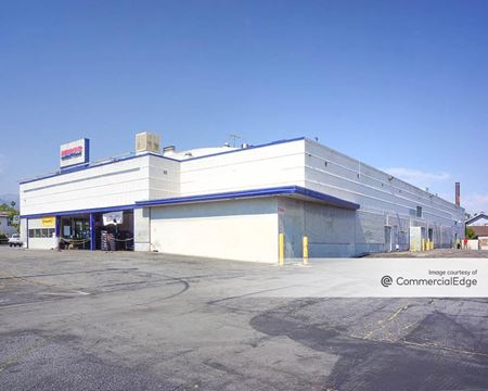 Retail space for Rent at 336 East Holt Avenue in Pomona