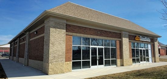 5588-5590 N Hamilton Rd