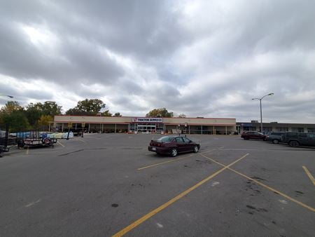 Photo of commercial space at 403-511 1st Ave in Perry