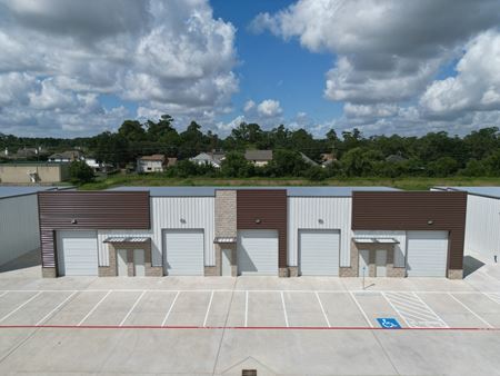 Photo of commercial space at 8028 Dowdell Road in Tomball